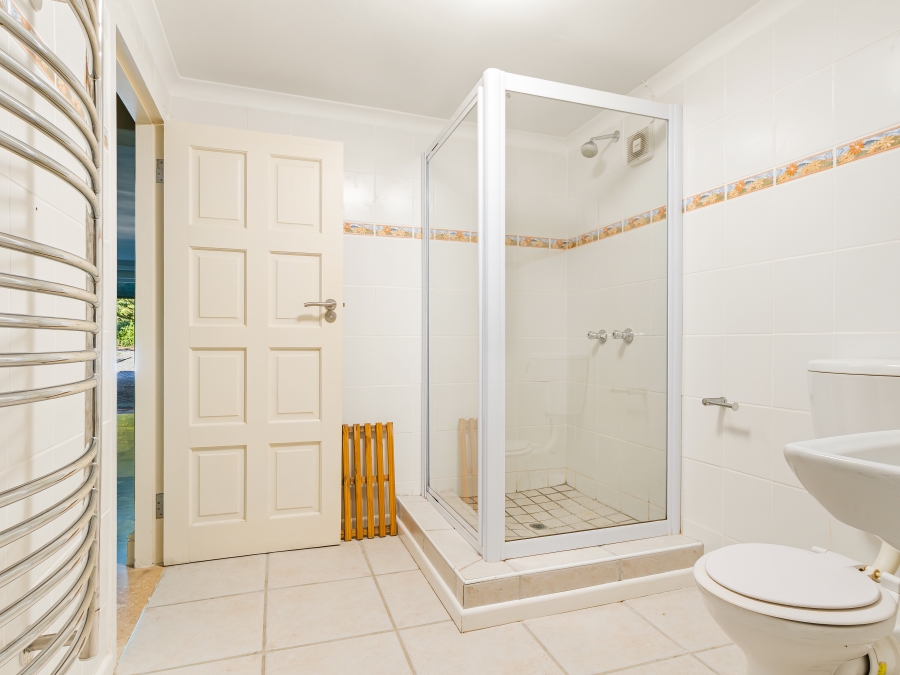 5 Bedroom Property for Sale in Leisure Isle Western Cape